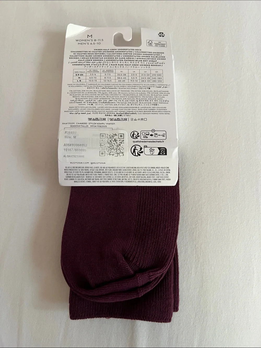 ALO Yoga Half-Crew Socks in Deep Burgundy